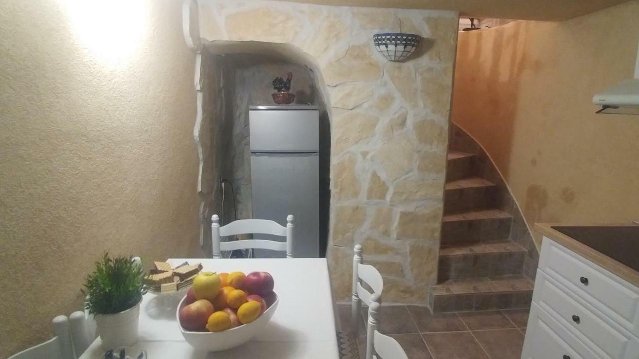 Apartman Verbenia Vrbnik Eksteriør bilde